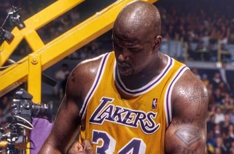 运球组合与篮球搭配_nba2k13运球组合_运球组合训练