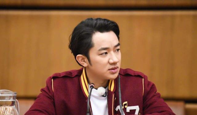 双眼皮定位后怎么护理_六点定位双眼皮术后_双眼术皮定位点后多久能好
