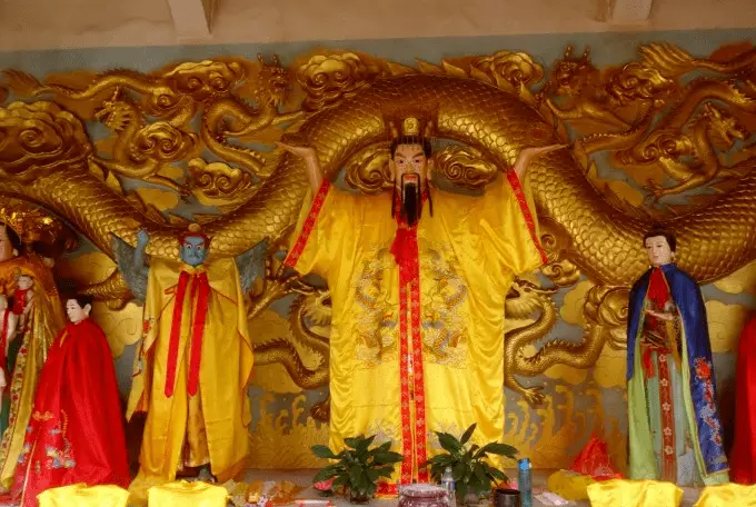 阎王殿的意思_阎王殿中都有谁拿笔_阎王笔来